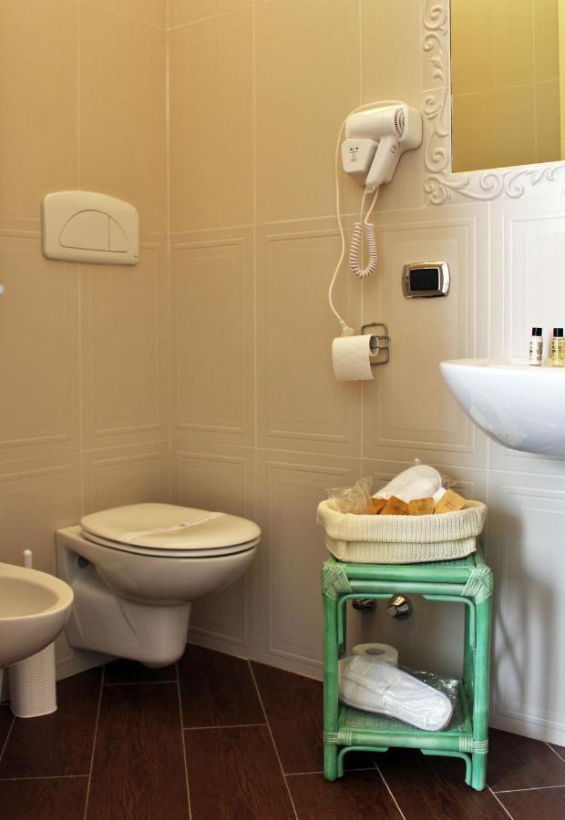 Bed and Breakfast Dimora De Brado Трані Екстер'єр фото