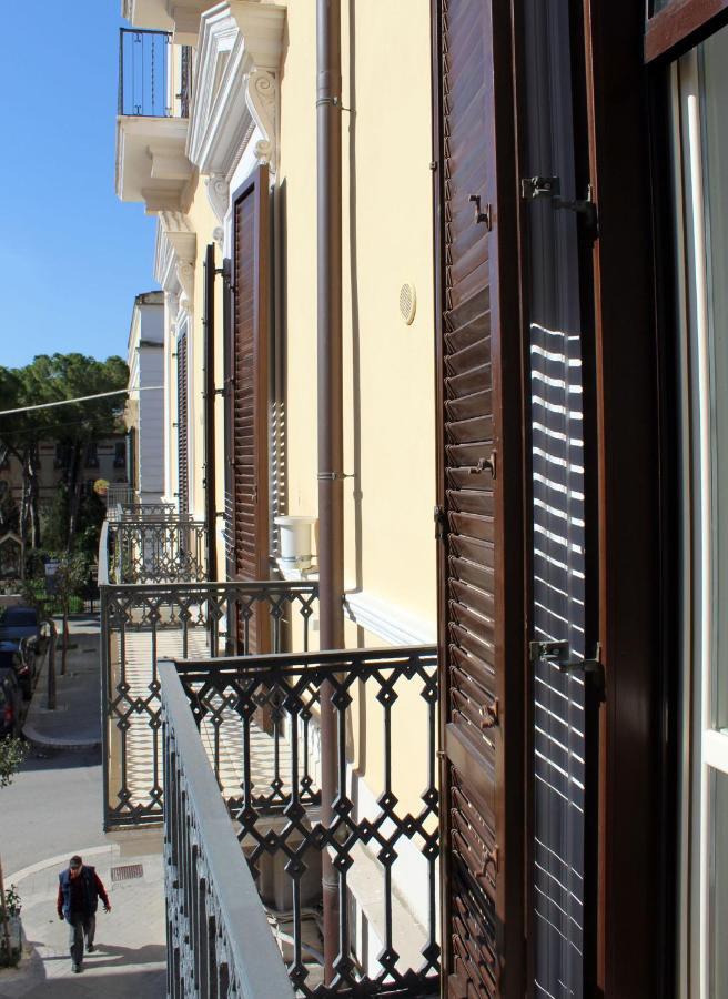 Bed and Breakfast Dimora De Brado Трані Екстер'єр фото